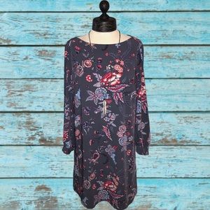 💜2/$12 Loft Gray Floral Shirt Dress